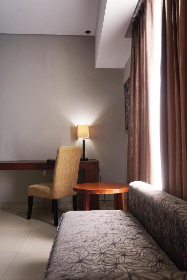 Grand Hatika Hotel Tanjung Pandan Esterno foto
