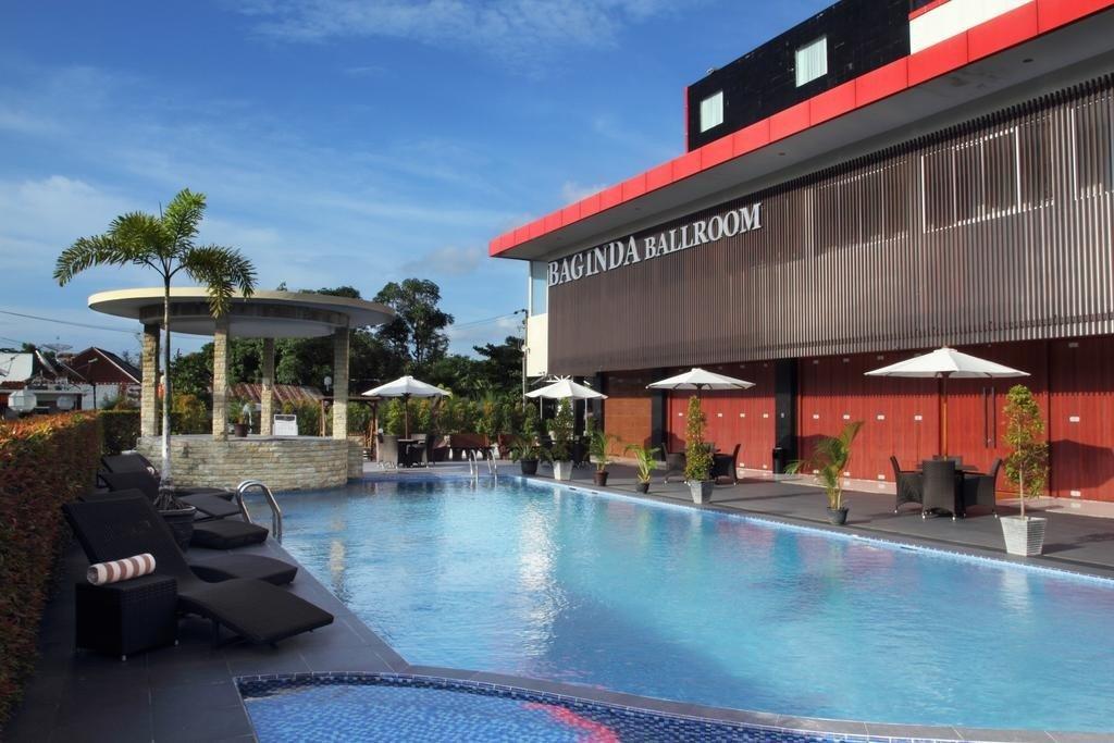 Grand Hatika Hotel Tanjung Pandan Esterno foto